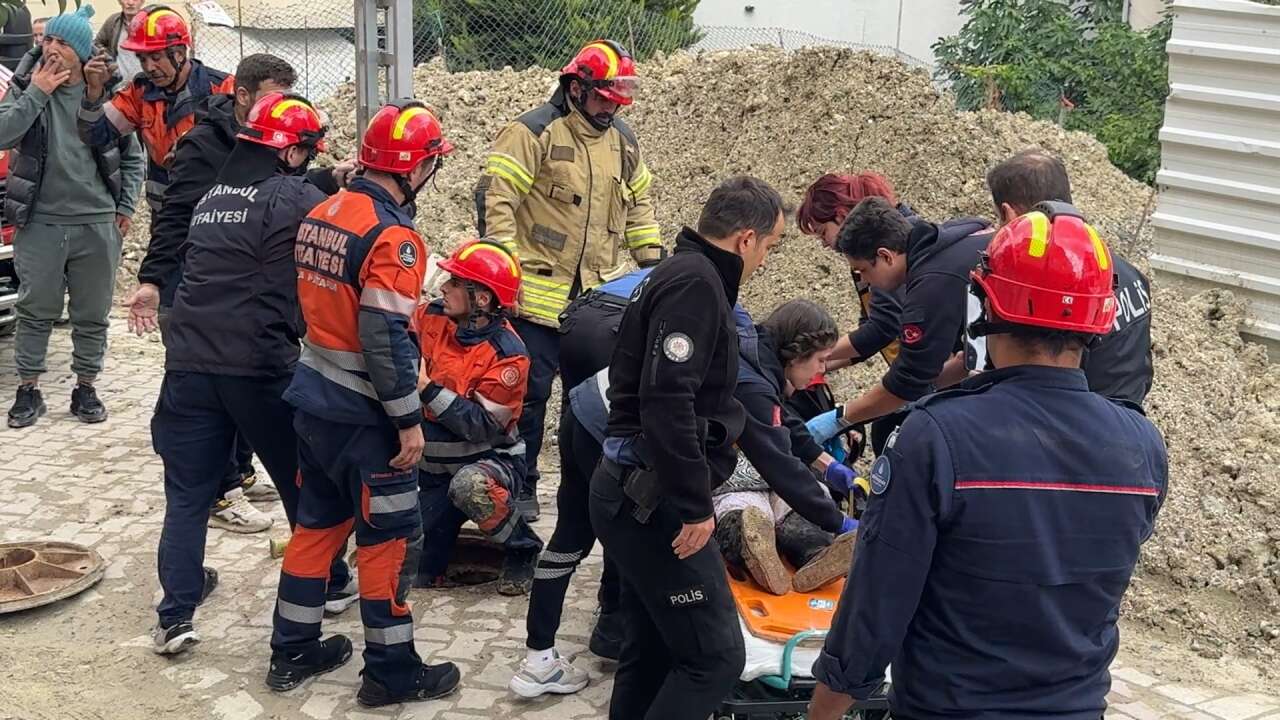 76 yaşındaki kadın rögar boşluğuna düştü! Mahalleli isyan etti 5
